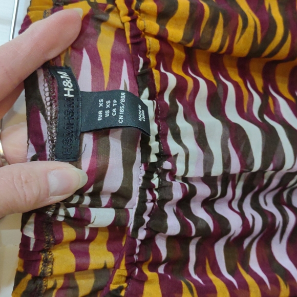 Chiffon Blouse - Picture 2 of 4